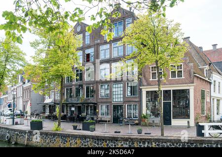 Pays-Bas, Hoorn, vieille ville, vue de Korenmarkt à Nieuwendam Banque D'Images