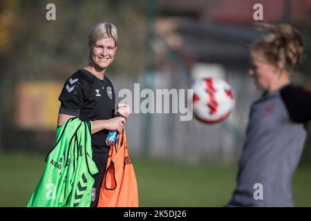 POPRAD, SLOVAQUIE - OCTOBRE 06 : au cours de la session de formation U19 au Centre national de formation sur 6 octobre 2022 à Poprad, Slovaquie. (Photo de Nikola Krstic/MB Media/Getty Images) Banque D'Images