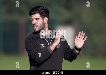 POPRAD, SLOVAQUIE - OCTOBRE 06 : au cours de la session de formation U19 au Centre national de formation sur 6 octobre 2022 à Poprad, Slovaquie. (Photo de Nikola Krstic/MB Media/Getty Images) Banque D'Images