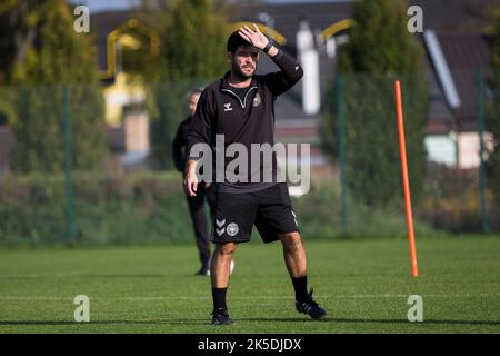 POPRAD, SLOVAQUIE - OCTOBRE 06 : au cours de la session de formation U19 au Centre national de formation sur 6 octobre 2022 à Poprad, Slovaquie. (Photo de Nikola Krstic/MB Media/Getty Images) Banque D'Images