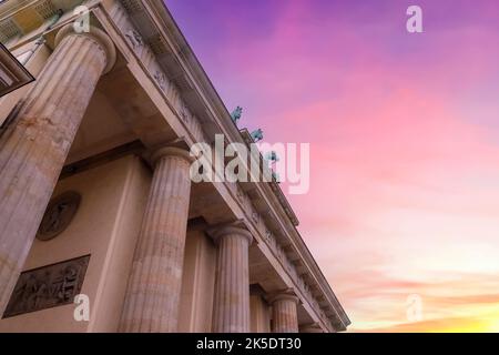 Berlin, Allemagne - 03. 2022 octobre : la porte de Brandebourg sur les vacances du 3 octobre à Berlin Banque D'Images