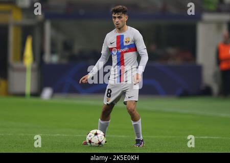 Milan, Italie, 4th octobre 2022. Pedri du FC Barcelona lors du match du groupe C de la Ligue des champions de l'UEFA à Giuseppe Meazza, Milan. Le crédit photo devrait se lire: Jonathan Moscrop / Sportimage Banque D'Images