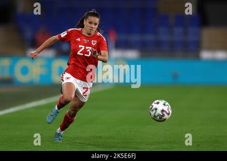 Cardiff, Royaume-Uni. 06th octobre 2022. Ffion Morgan du pays de Galles en action. Wales Women v BosnieHerzégovine Women, FIFA Women's World Cup 2023 l'UEFA qualification se joue au Cardiff City Stadium, au sud du pays de Galles, le jeudi 6th octobre 2022. Usage éditorial seulement, photo par Andrew Orchard/Andrew Orchard sports photographie/Alamy Live News crédit: Andrew Orchard sports photographie/Alamy Live News Banque D'Images