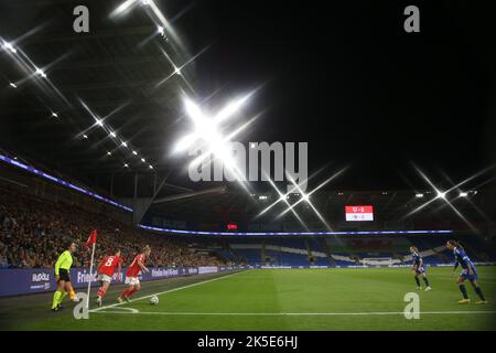 Cardiff, Royaume-Uni. 06th octobre 2022. Une vue générale pendant le jeu. Wales Women v BosnieHerzégovine Women, FIFA Women's World Cup 2023 l'UEFA qualification se joue au Cardiff City Stadium, au sud du pays de Galles, le jeudi 6th octobre 2022. Usage éditorial seulement, photo par Andrew Orchard/Andrew Orchard sports photographie/Alamy Live News crédit: Andrew Orchard sports photographie/Alamy Live News Banque D'Images