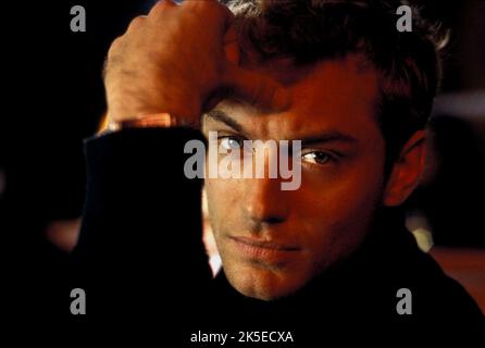 JUDE LAW, alfie, 2004 Banque D'Images