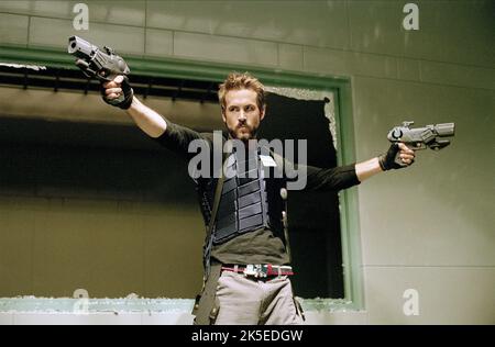 RYAN REYNOLDS, BLADE : TRINITY, 2004 Banque D'Images