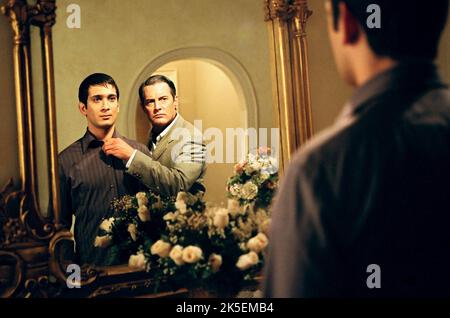 JIMI MISTRY, KYLE MACLACHLAN, TOUCH OF PINK, 2004 Banque D'Images