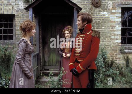 ROMOLA GARAI, DEBORAH FINDLAY, RHYS IFANS, VANITY FAIR, 2004 Banque D'Images