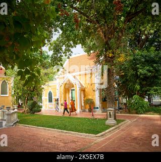 Un temple thaïlandais inhabituel qui est construit dans la conception d'une église chrétienne, prise à Ayutthaya, Thaïlande. Banque D'Images