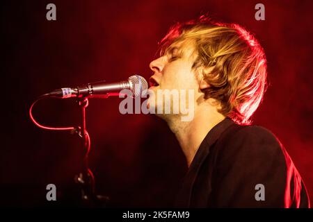 Milan Italie. 06 octobre 2022. L'auteur-compositeur anglais TOM ODELL se produit sur scène à Alcatraz lors de la « European Tour 2022 » Banque D'Images