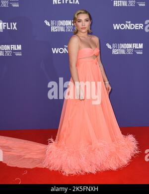 Londres, Royaume-Uni. 07th octobre 2022. Florence Pugh à la première du gala The Wonder, dans le cadre du BFI London film Festival, sur 7 octobre 2022, Londres, Royaume-Uni. Photo de Stuart Hardy/ABACAPRESS.COM crédit: Abaca Press/Alay Live News Banque D'Images