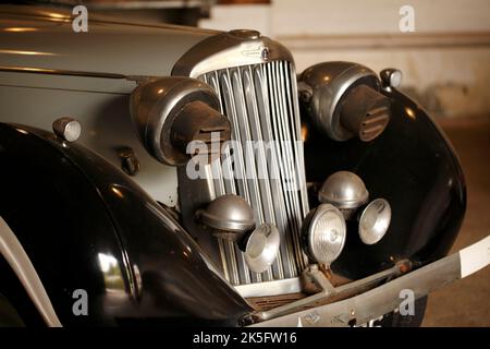 Voiture de guerre Sunbeam Talbot Supreme avec couvre-lampe à capuchon. WW2, DEUXIÈME GUERRE MONDIALE. Banque D'Images