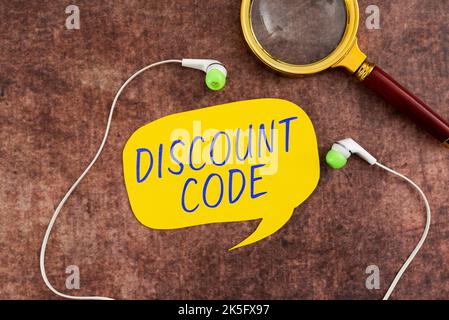 Code de réduction de l'affiche manuscrite. Approche commerciale pour réduire le prix d'un produit avec un bon d'achat personnalisé Banque D'Images