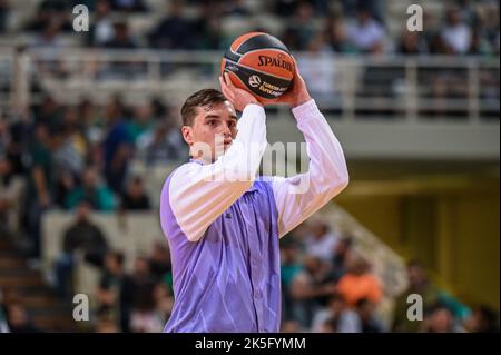 Athènes, Lombardie, Grèce. 6th octobre 2022. 11 MARIO HEZONJA du Real Madrid en action pendant le match de basket-ball EuroLeague de Turkish Airlines entre Panathinaikos Athènes BC et le Real Madrid à l'arène OAKA ALTION sur 6 octobre 2022 à Athènes, Grèce. (Image de crédit : © Stefanos Kyriazis/ZUMA Press Wire) Banque D'Images