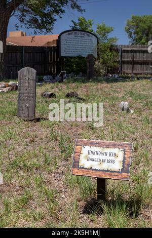 Dodge City, Kansas - marqueurs de tombe au cimetière de Boot Hill. Le cimetière fait maintenant partie du musée de Boot Hill, qui préserve l'histoire et la culture de Banque D'Images