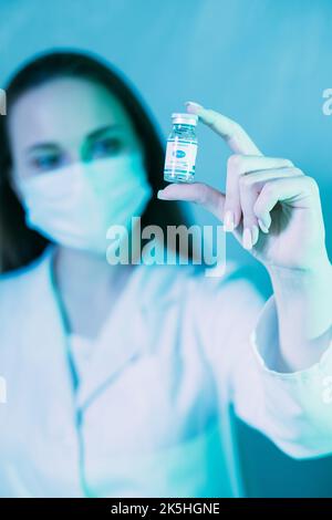 flacon scientifique de traitement du coronavirus de recherche sur les vaccins Banque D'Images