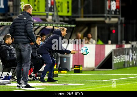ROTTERDAM, PAYS-BAS - OCTOBRE 8 : l'entraîneur Maurice Steijn de Sparta Rotterdam lors du match néerlandais Eredivisie entre Sparta Rotterdam et FC Emmen au stade Sparta sur 8 octobre 2022 à Rotterdam, pays-Bas (photo de Ben gal/Orange Pictures) Banque D'Images