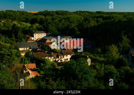 France, Essonne (91), Chalo-Saint-Mars, vue aérienne du hameau de Boinville dans la vallée de la Chalouette Banque D'Images