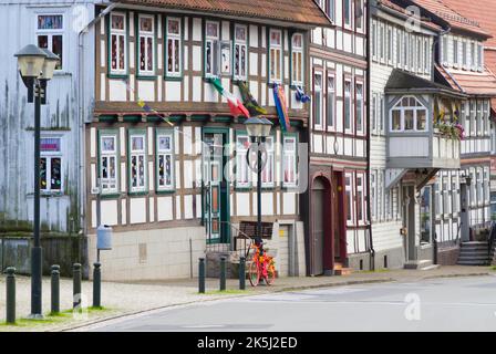 Vieilles maisons à colombages à Bad Grund, la plus ancienne des sept villes de montagne du Haut-Harz, Harz, Basse-Saxe, Allemagne Banque D'Images