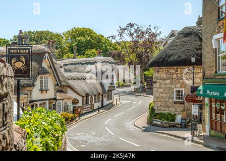 Chalets au toit de chaume au village Shanklin, île de Wight, Angleterre du Sud Banque D'Images