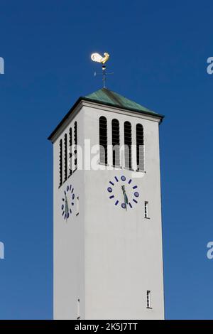 Protestant St. Eglise d'Andrew, steeple, horloge, météo, bâtiment sacré, Architecture, Eningen unter Achalm, Bade-Wurtemberg, Allemagne Banque D'Images