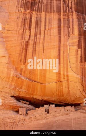 La Maison Blanche à Canyon de Chelly, Arizona Banque D'Images