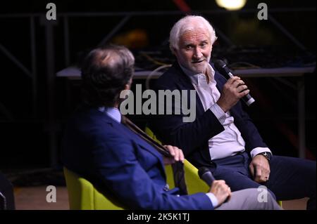 ROM, Italie. 08th octobre 2022. L'ancien entraîneur national Rudi Völler sourit en marge d'un événement à Rome. À Rome, Völler a pris la parole devant un auditoire avec l'ambassadeur allemand en Italie. Credit: Johannes Neudecker/dpa/Alamy Live News Banque D'Images