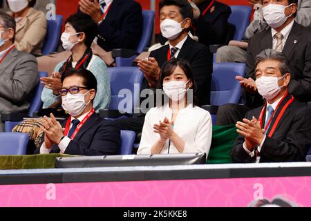 Tokyo, Japon. 9th octobre 2022. La princesse Kako d'Akishino (C) participe au match de finale des singles pour les Championnats de tennis ouverts Rakuten Japan 2022 à l'Ariake Coliseum. Le tournoi a lieu de 1 octobre à 9. (Credit image: © Rodrigo Reyes Marin/ZUMA Press Wire) Credit: ZUMA Press, Inc./Alamy Live News Banque D'Images