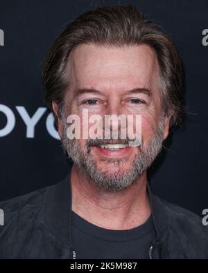 HOLLYWOOD, LOS ANGELES, CALIFORNIE, États-Unis - OCTOBRE 08 : l'acteur américain David Spade arrive au Gala 2022 des prix de l'Association des médias environnementaux qui s'est tenu aux studios Sunset de Las Palmas sur 8 octobre 2022 à Hollywood, Los Angeles, Californie, États-Unis. (Photo de Xavier Collin/image Press Agency) Banque D'Images