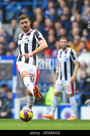 Glasgow, le 8th octobre 2022. Declan Gallagher de St Mirren lors du match cinch Premiership au stade Ibrox, Glasgow. Crédit photo à lire: Neil Hanna / Sportimage crédit: Sportimage / Alay Live News Banque D'Images