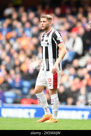 Glasgow, le 8th octobre 2022. Marcus Fraser de St Mirren lors du match Cinch Premiership au stade Ibrox, Glasgow. Crédit photo à lire: Neil Hanna / Sportimage crédit: Sportimage / Alay Live News Banque D'Images