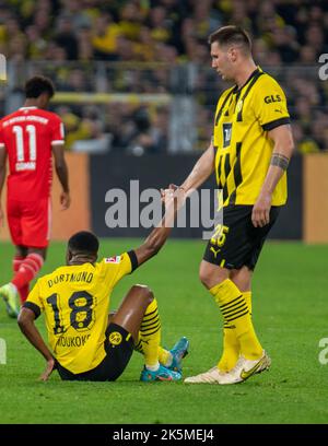 MUNICH, Allemagne. , . 25 Niklas SÜLE, SUELE après le match de ...