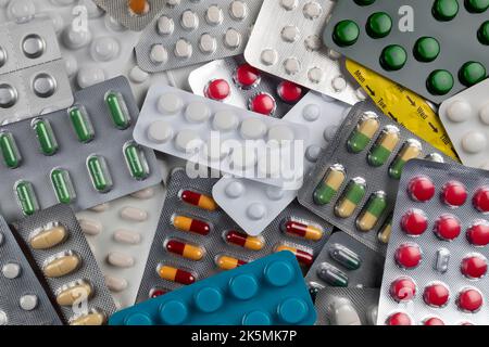 Médicaments d'ordonnance en plaquettes thermoformées. Banque D'Images