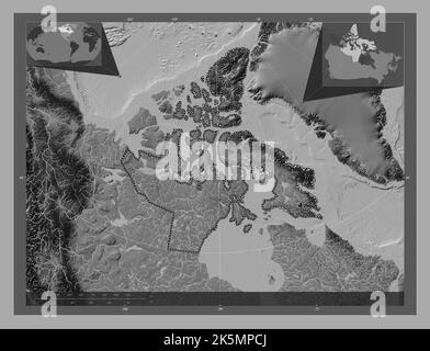 Nunavut, territoire du Canada. Carte d'altitude à deux niveaux avec lacs et rivières. Cartes d'emplacement auxiliaire d'angle Banque D'Images