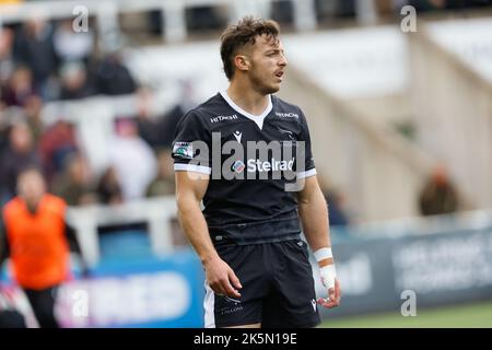 Newcastle, Royaume-Uni. 9th octobre 2022Newcastle, Royaume-Uni. 10th septembre 2022. Adam Radwan, de Newcastle Falcons, regarde pendant le match Gallagher Premiership entre Newcastle Falcons et Saracens à Kingston Park, Newcastle, le samedi 8th octobre 2022. (Credit: Chris Lishman | MI News) Credit: MI News & Sport /Alay Live News Banque D'Images