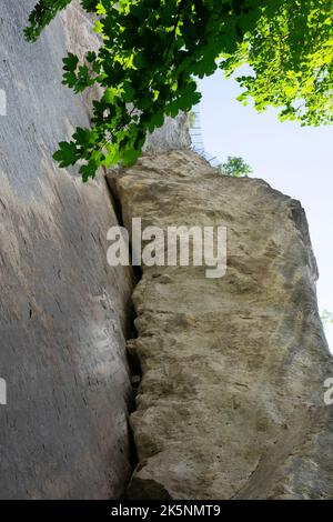 Madara Horseman, un grand relief rocheux médiéval de début sculpté sur le plateau de Madara à l'est de Shumen dans le nord-est de la Bulgarie, près du village de Madara Banque D'Images