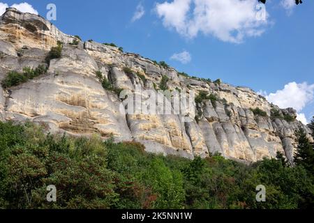 Madara Horseman, un grand relief rocheux médiéval de début sculpté sur le plateau de Madara à l'est de Shumen dans le nord-est de la Bulgarie, près du village de Madara Banque D'Images