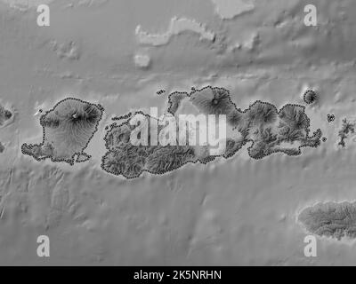 Nusa Tenggara Barat, province d'Indonésie. Carte d'altitude en niveaux de gris avec lacs et rivières Banque D'Images