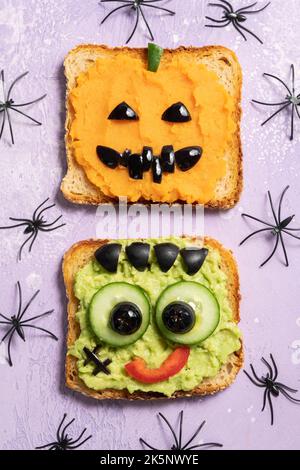 Toasts monstres amusants pour Halloween Banque D'Images