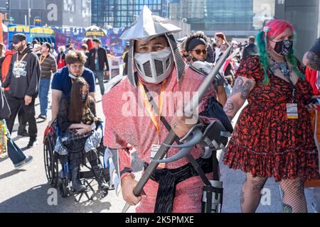 New York, États-Unis. 08th octobre 2022. Un cosplayer pose pendant le New York Comic con 2022 au Jacob Javits Centre à New York. (Photo par Ron Adar/SOPA Images/Sipa USA) crédit: SIPA USA/Alay Live News Banque D'Images