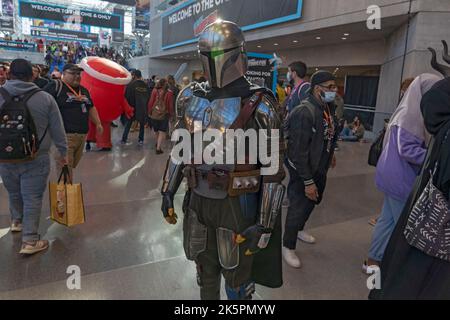 New York, États-Unis. 08th octobre 2022. Un cosplayer pose pendant le New York Comic con 2022 au Jacob Javits Centre à New York. (Photo par Ron Adar/SOPA Images/Sipa USA) crédit: SIPA USA/Alay Live News Banque D'Images