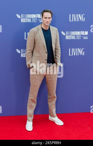 Londres, Royaume-Uni. 09th octobre 2022. Oliver Chris assiste à la première britannique de « Living » au Royal Festival Hall lors du BFI London film Festival 66th. Crédit: Wiktor Szymanowicz/Alamy Live News Banque D'Images