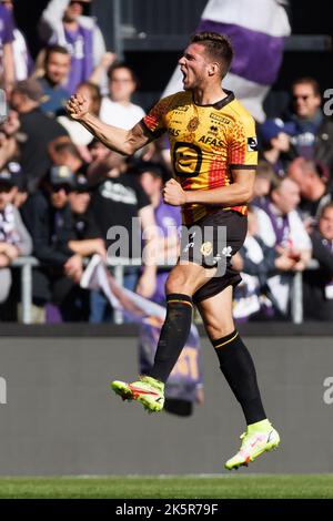 Jordi Vanlerberghe de Mechelen célèbre après avoir remporté un match de football entre KV Mechelen et RSC Anderlecht, dimanche 09 octobre 2022 à Mechelen, le 11 e jour de la première division du championnat belge de la « Jupiler Pro League » 2022-2023. BELGA PHOTO KURT DESPLENTER Banque D'Images