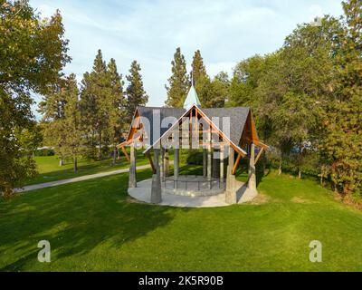 Belvédère dans le parc du lac Skaha à Penticton, en Colombie-Britannique, Canada, situé dans la vallée de l'Okanagan. Banque D'Images