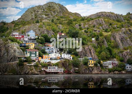 La gelée de haricot Battery Road se trouve sur les rives rocheuses du port de St John's, à Terre-Neuve-et-Labrador, au Canada. Banque D'Images