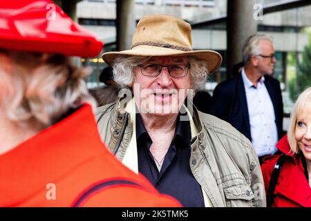 La Haye, pays-Bas. 10th octobre 2022. 2022-10-10 13:21:43 LA HAYE - Président Jos van Wijk de la dernière volonté coopérative (CLW) au Palais de Justice. La coopérative et vingt-neuf requérants soutiennent que l'État agit illégalement en faisant respecter l'interdiction pénale du suicide assisté. ANP JEFFREY GROENEWEG pays-bas - belgique Out crédit: ANP/Alay Live News Banque D'Images