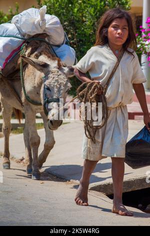 Colombie, Parc national de la Sierra Nevada dans les petits villages comme Nabisimake les personnes indigentes vivent encore leur mode de vie loin de la vie occidentale. C'est Banque D'Images