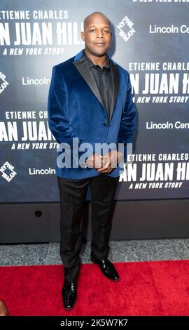 DJ Logic participe à la soirée d'ouverture au David Geffen Hall. Un musicien sous le bâton de Jaap van Zweden a interprété San Juan Hill : une histoire de New York écrite par Etienne Charles et commandée par l'Orchestre philharmonique de New York. David Geffen Hall était en cours de rénovation et il a été achevé 2 ans plus tôt que prévu et est sous le budget (photo par Lev Radin/Pacific Press) Banque D'Images