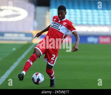 LONDRES ANGLETERRE - OCTOBRE 08 : Esaïe Jones de Middlesbrough pendant le match de championnat entre Millwall et Middlesborough à la Den, Londres, le 0 Banque D'Images