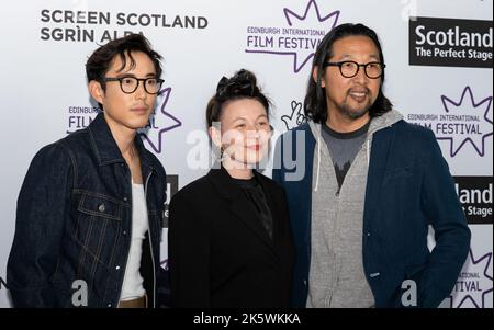 Acteur Justin H min, Kirsty Matheson et réalisateur Kogonada, première européenne d'After Yang, Edinburgh International film Festival 2022 Banque D'Images